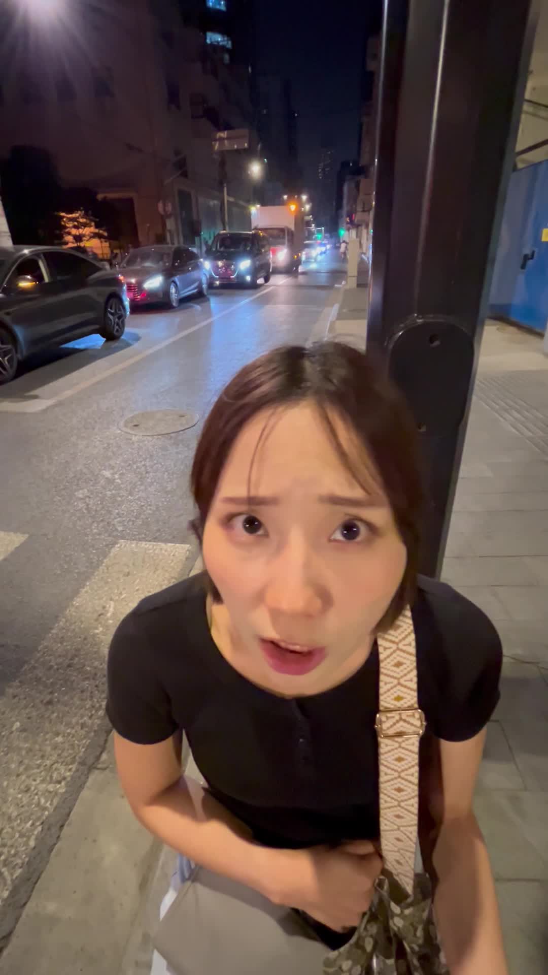 お店が閉まってて悲しい顔