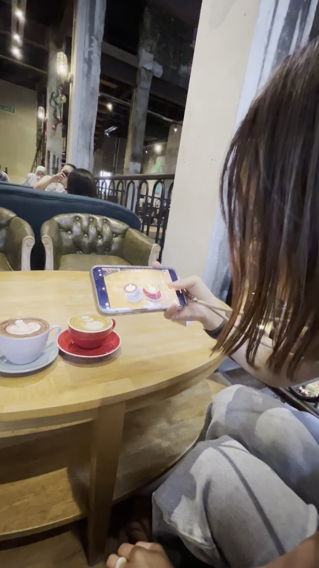 コーヒーを撮影する様子2