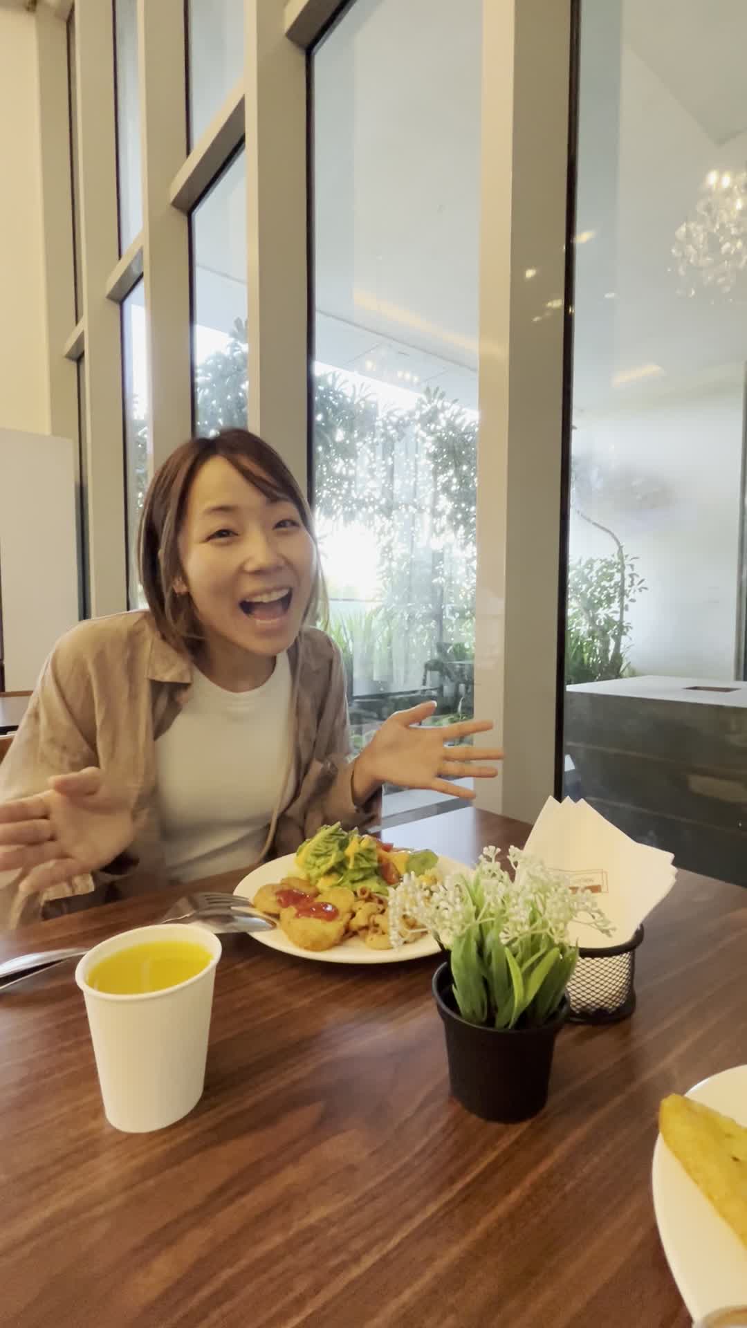 念願のご飯だぁ！