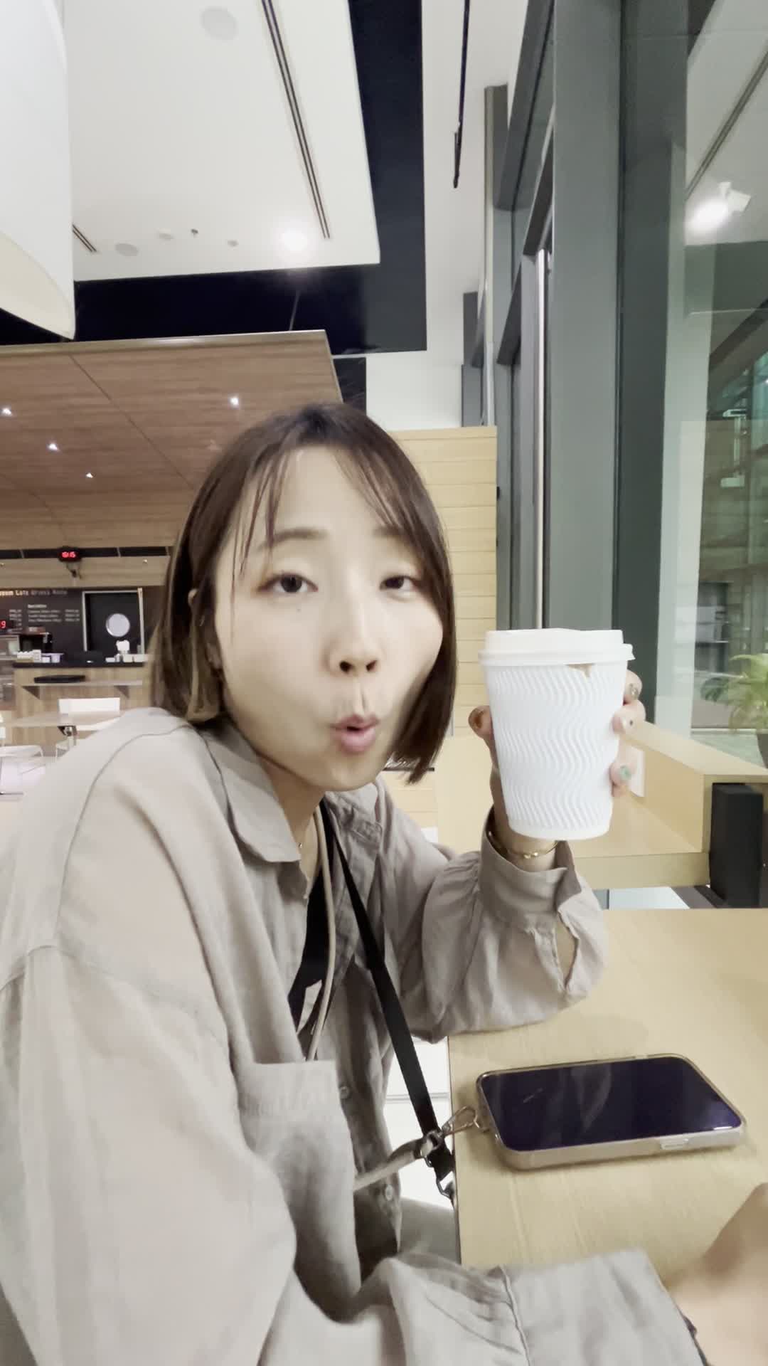 美味しさを伝える様子