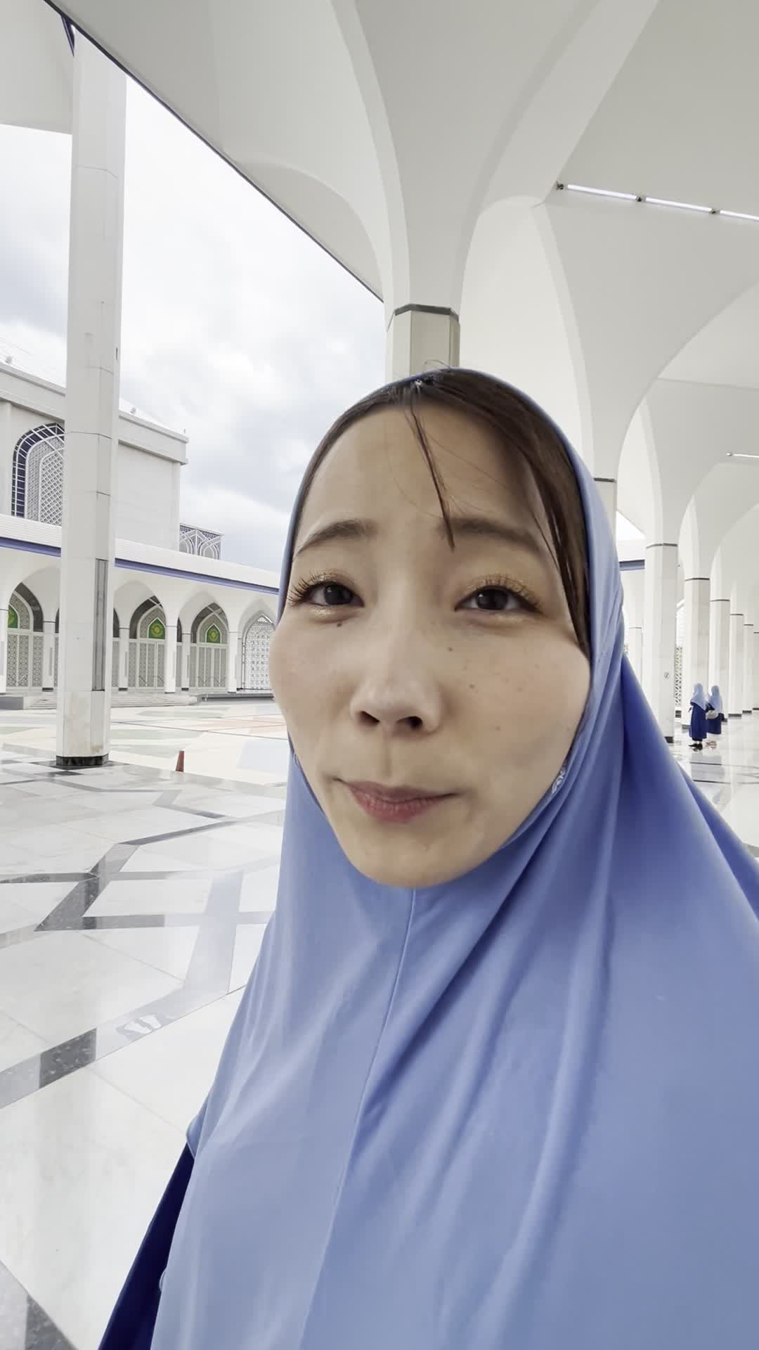 踊りだしそうな様子