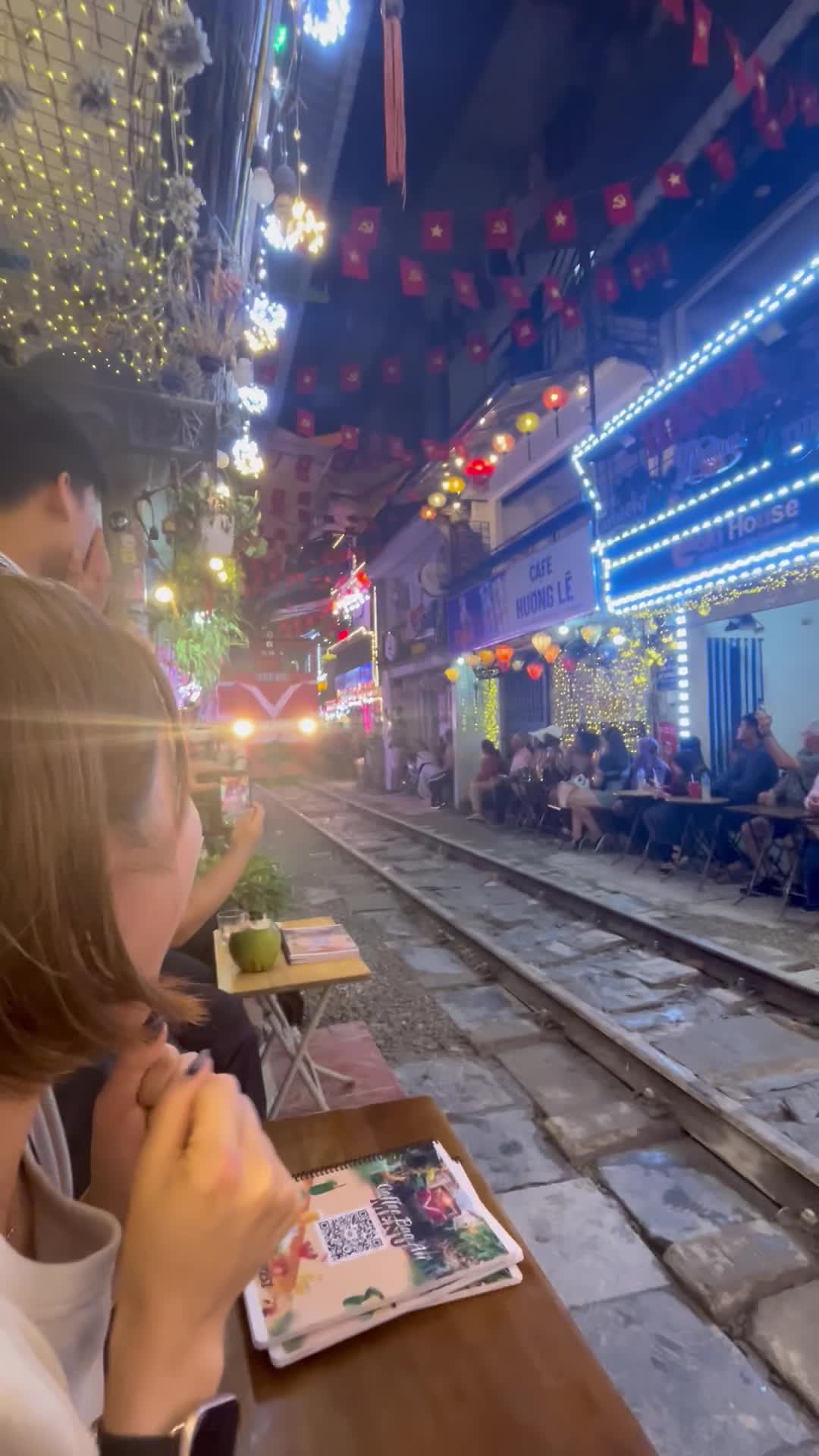 電車が通ってびっくり