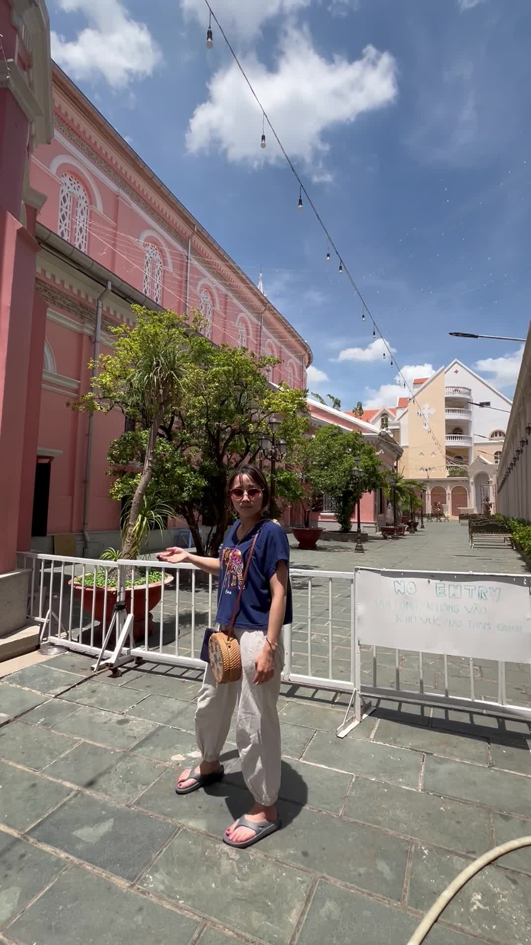 画面が傾いていく様子