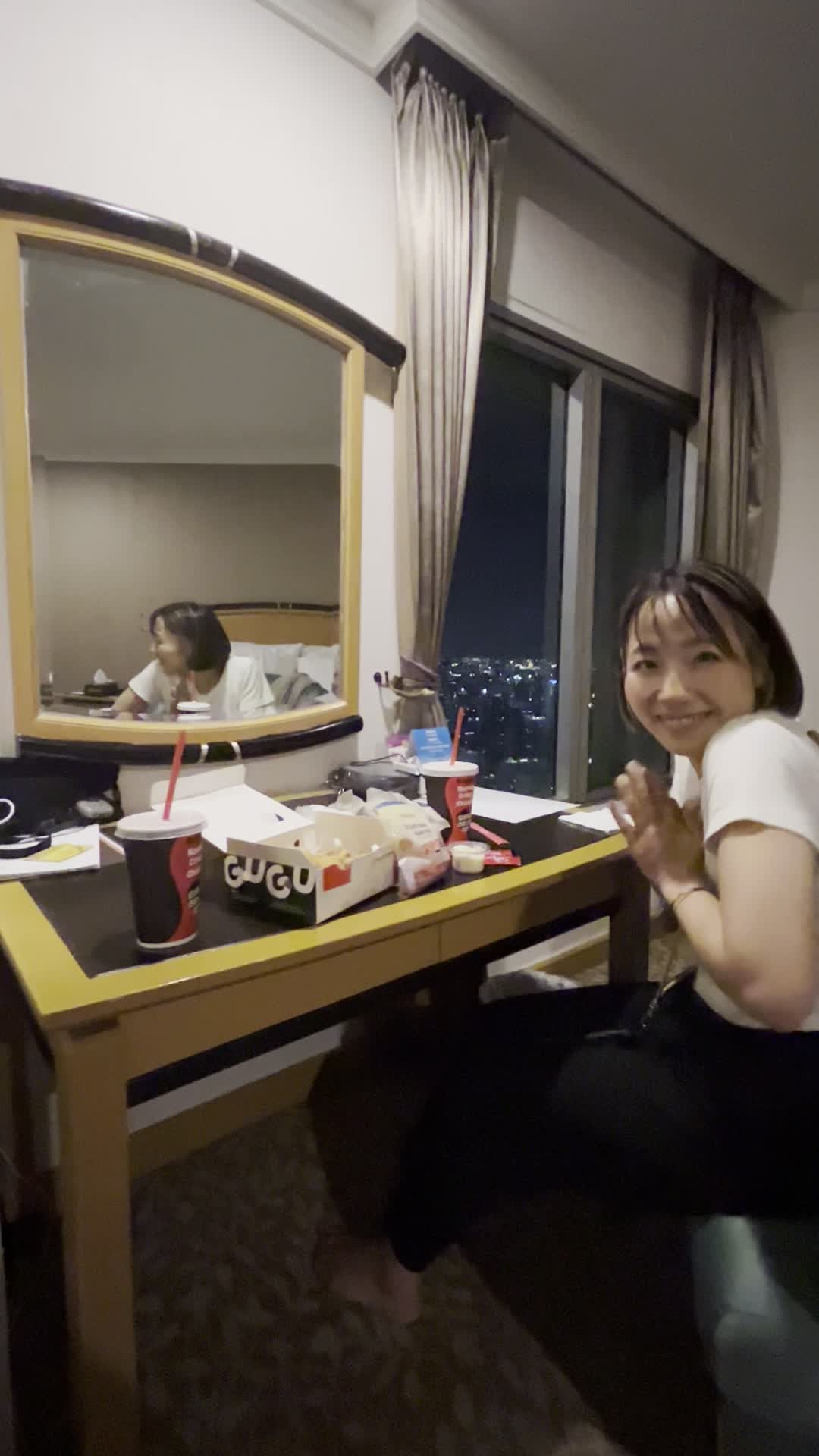 夜食にワクワク