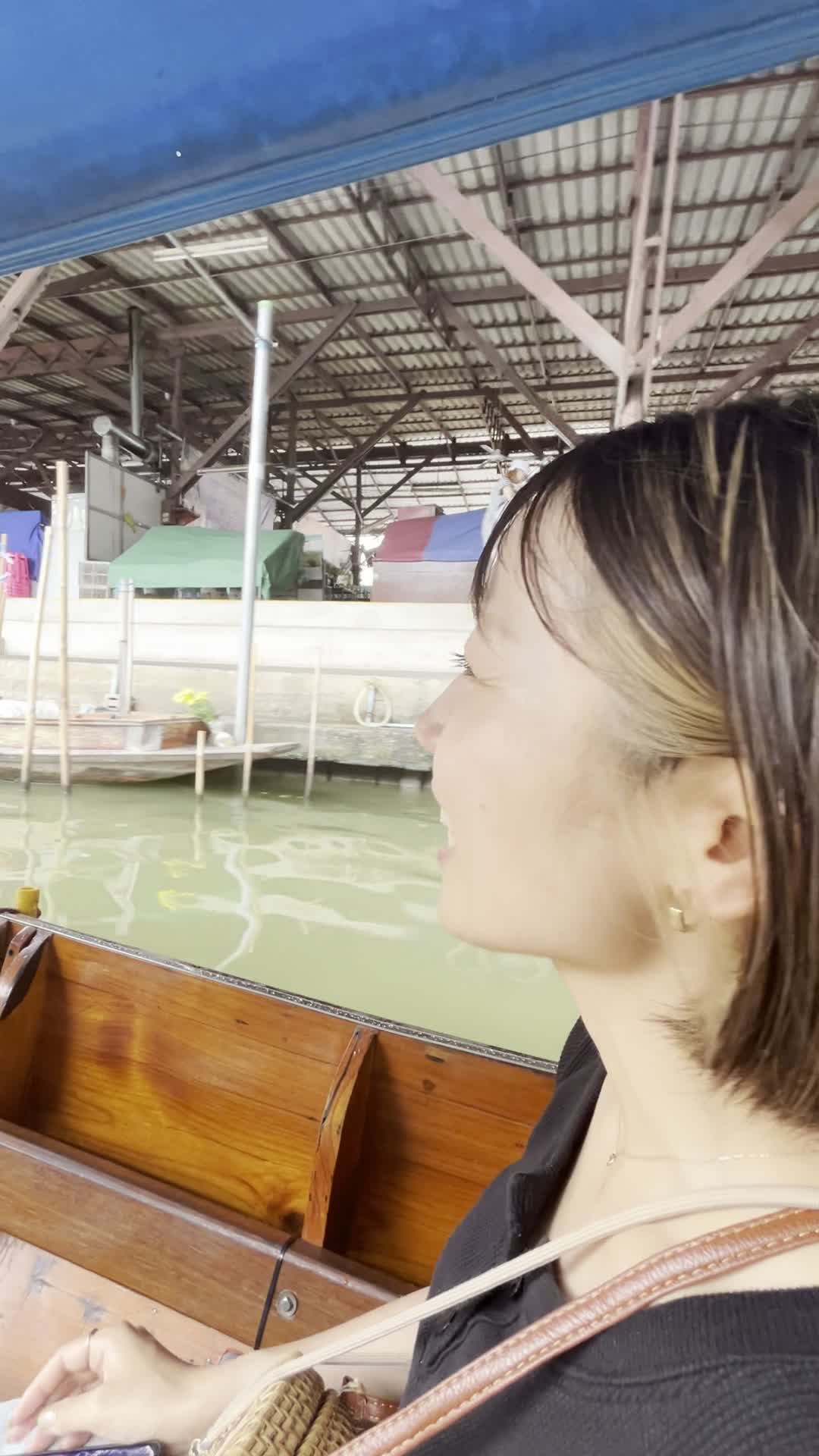 水の上でどうやって暮らすのかなぁ