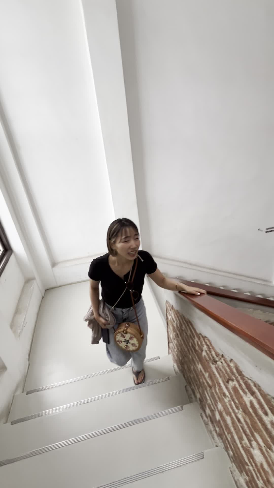 階段結構しんどいよ～