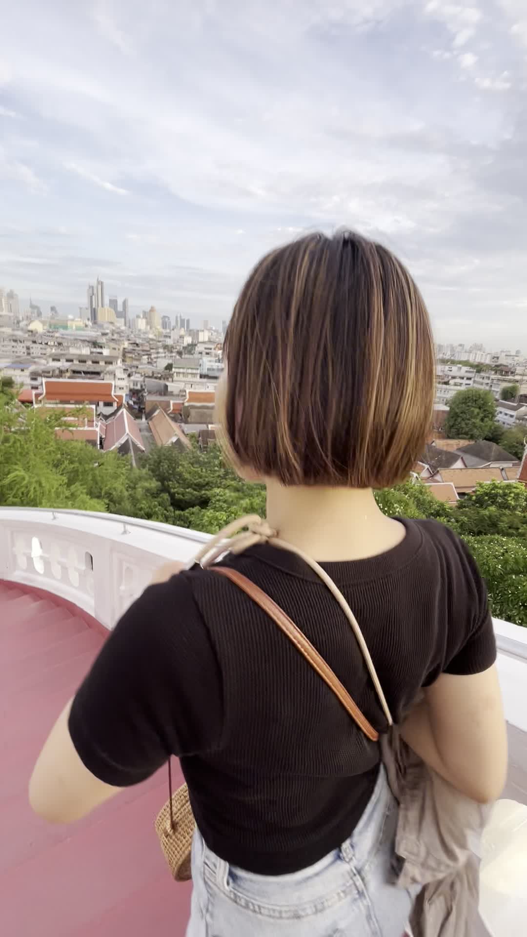 下りの階段は楽ちんだ