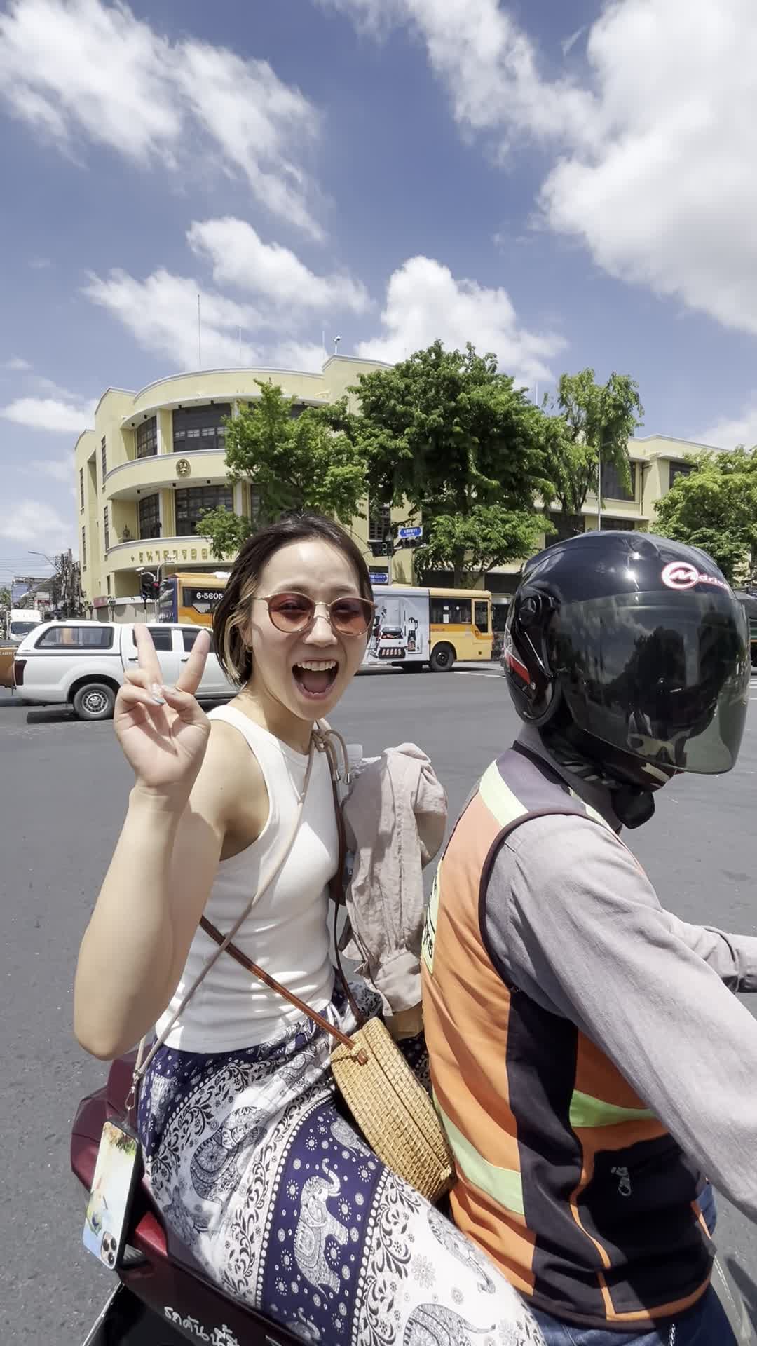 バイクで向かうよ！
