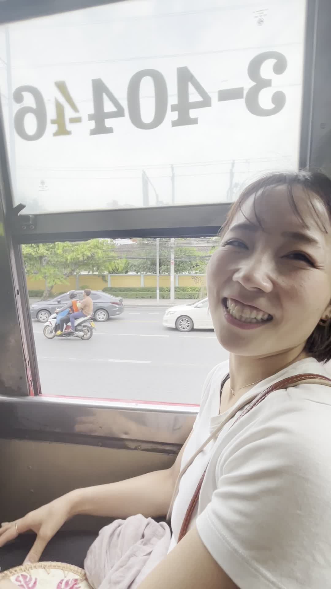 バス揺れすぎでしょ！笑